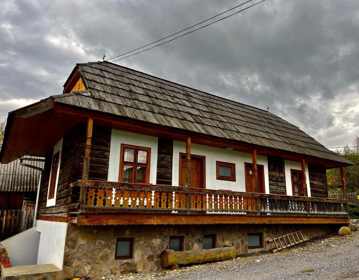 Biotour Camping & Restaurant Ghimes-Faget Экстерьер фото