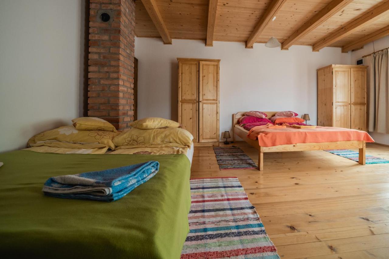 Biotour Camping & Restaurant Ghimes-Faget Экстерьер фото